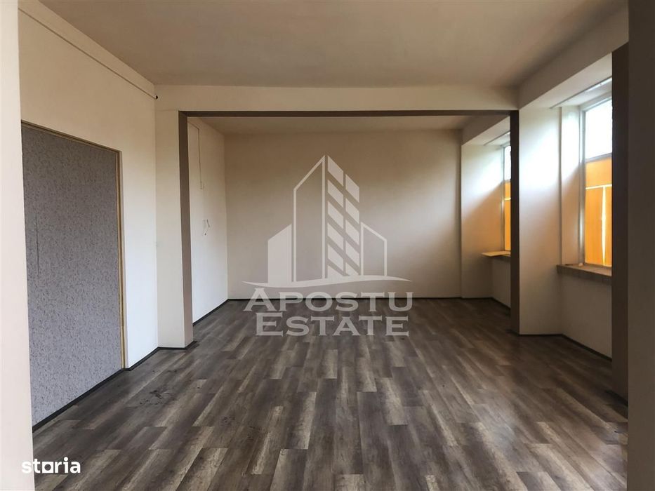 Spatiu comercial, 240 mp,  Zona Freidorf- Polona