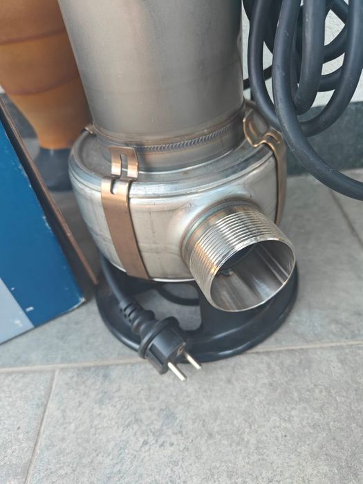 Pompa submersibilă, Grundfos, inox, 6,67 l/s, 23,4x21x45,5 cm.nou.