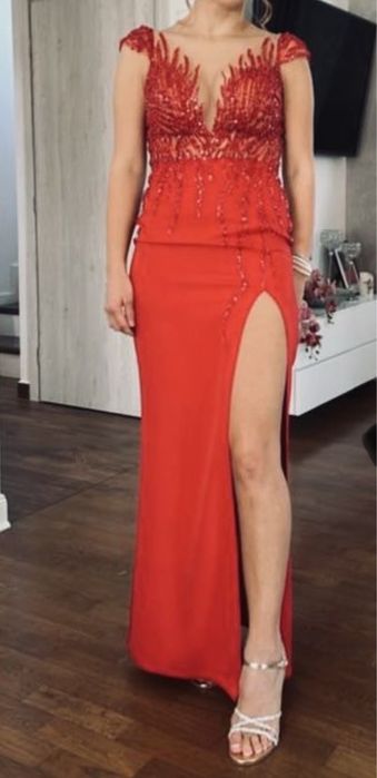 Rochie eleganta croita la comanda