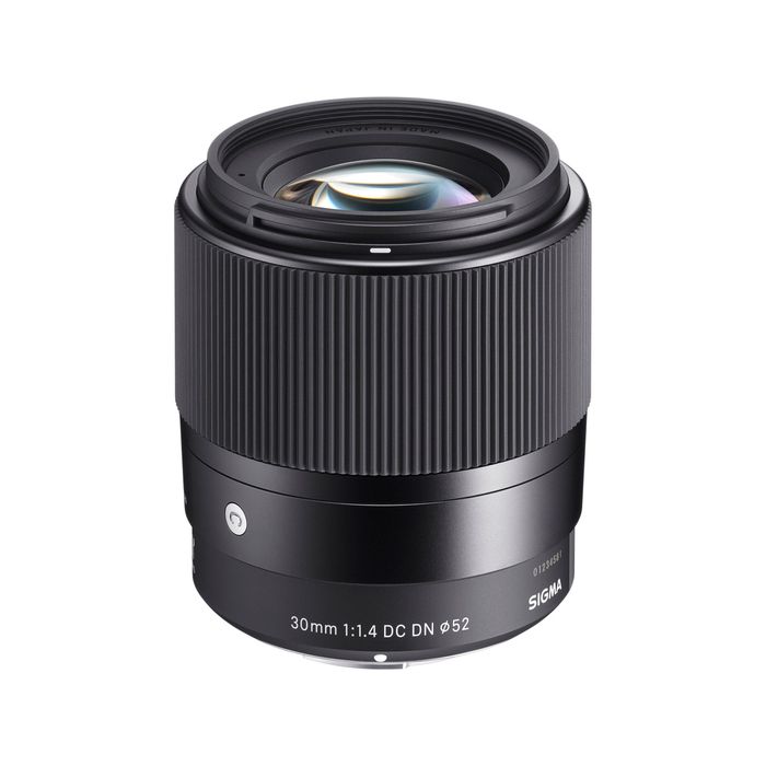 Sony a6700 / 2025 olingan xolati alo full komplekt