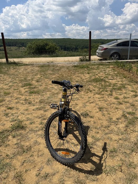 Vând bicicleta copii