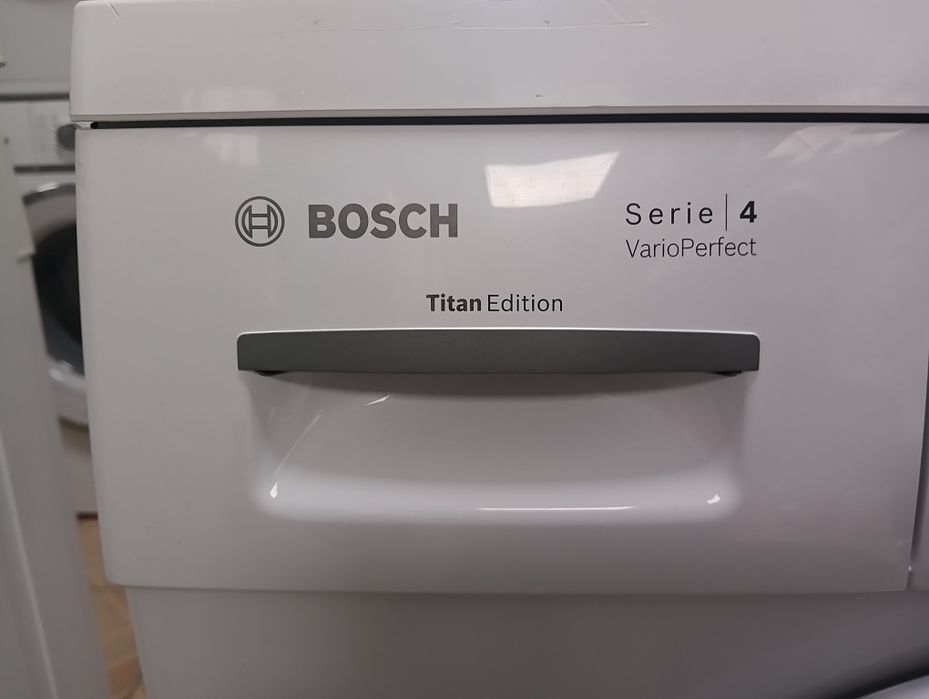 Пералня Бош Bosch Serie 4 Titan Edition A+++ 7кг 2 години гаранция!
