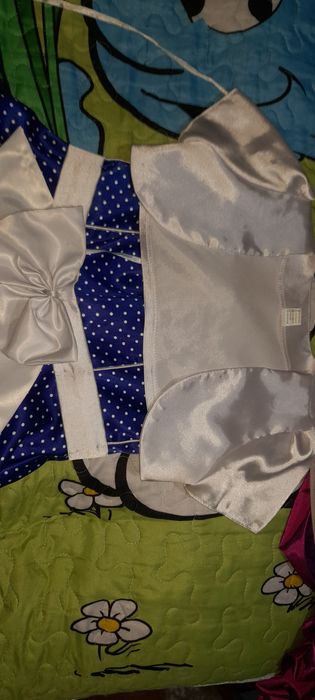 Платья на девочку.