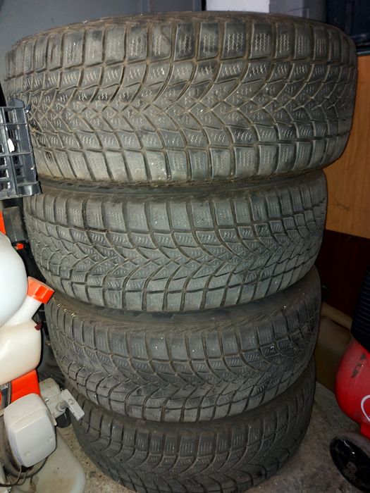 Гуми 205 55 16 много запазени