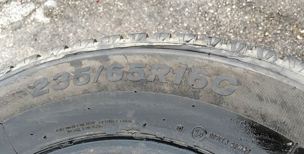 Гуми 205 65 16 Себерлинг Sieberling C. Ц . Налични са 4 броя - нов внос. Не са нови! Посочената цена е за един брой гума. Без коментар на цената.