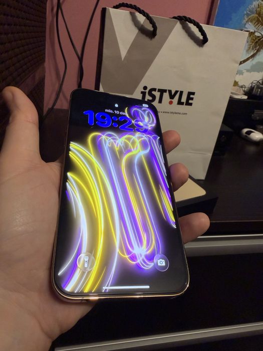 Vand IPhone 13 pro max  128 Gb Gold