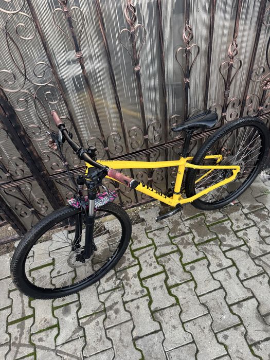 Vand bicicleta mtb specialized 27.5 frane hidraulice detin si alte mod