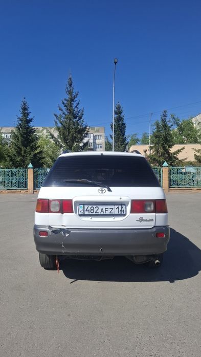 Тойота Ипсум в отл сост