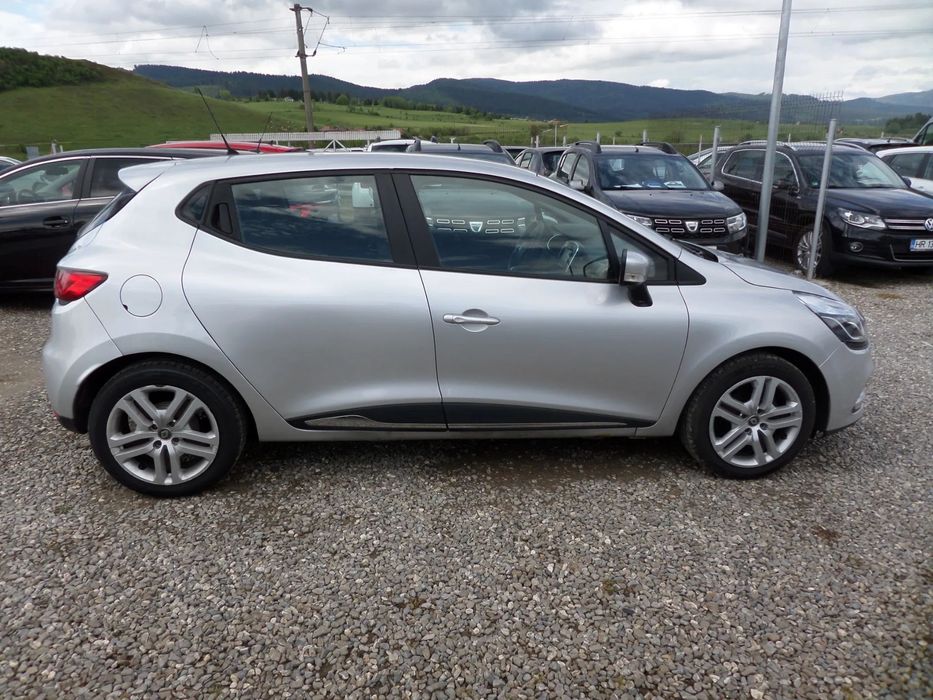 Renault Clio benzina 0,9 , in stare FOARTE buna de functionare !!!
