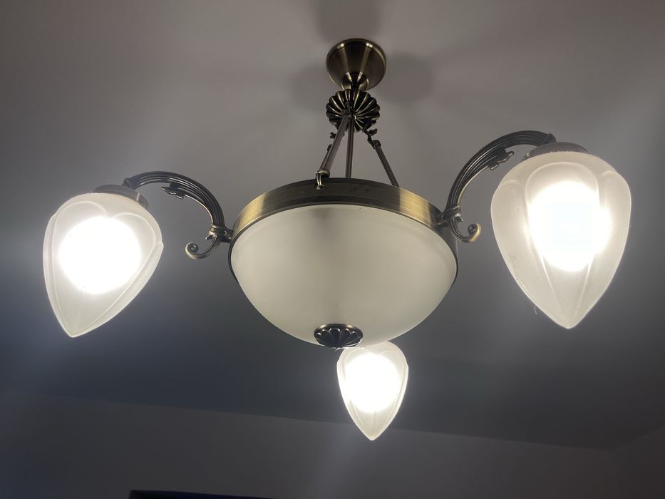 Candelabru lustra bec 2faze
