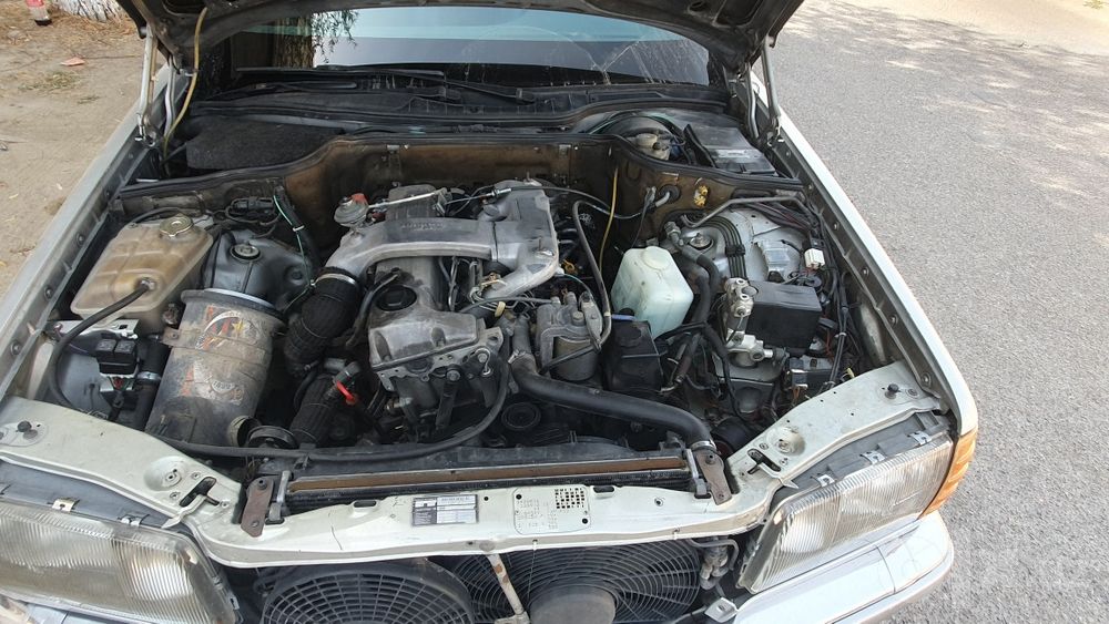 Mashina:W126 Diplomat