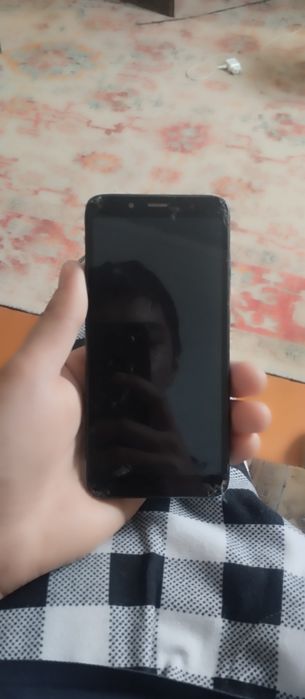 Продам  смартфон Редми 7а