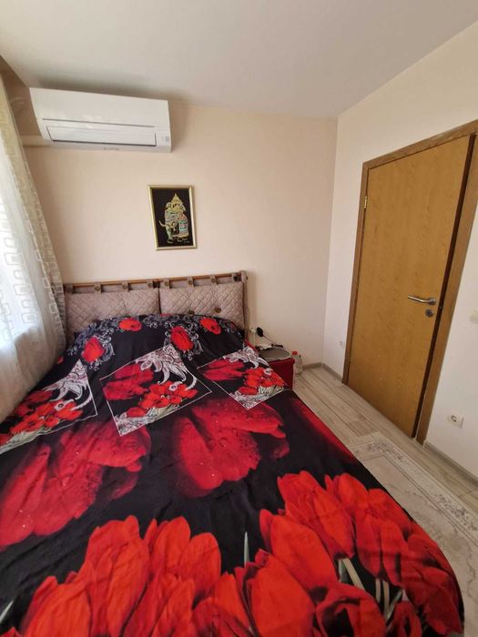 Продава се Тристаен апартамент в Бургас, Сарафово - 126 кв.м за 1350 €/кв.м - Снимка #13