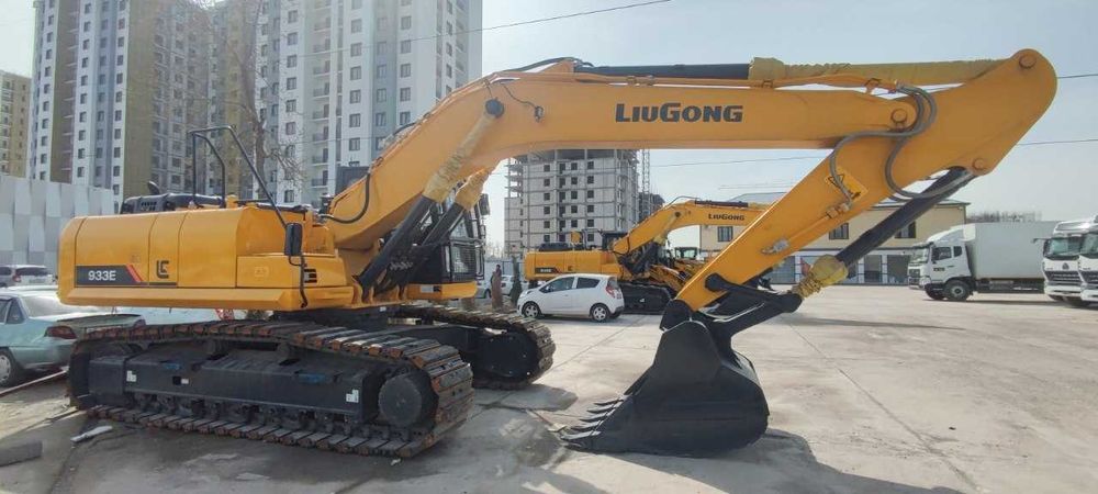 1,6 м3 лик огир ишлар учун экскаватор LiuGong CLG933E, Тошкенда!