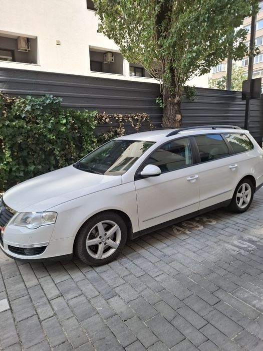 Vind VW Passat anul 2010 in stare buna. Masina este deja pe numere ro.