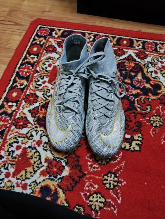 Бутсы новые насили 5 раз