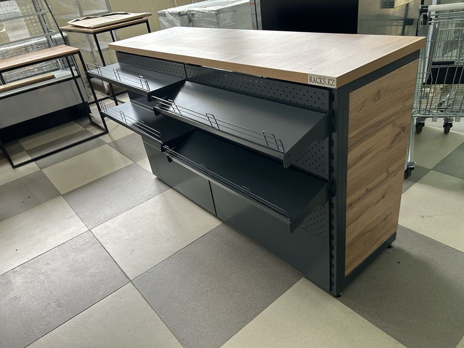 Витрины прилавки торговое оборудование