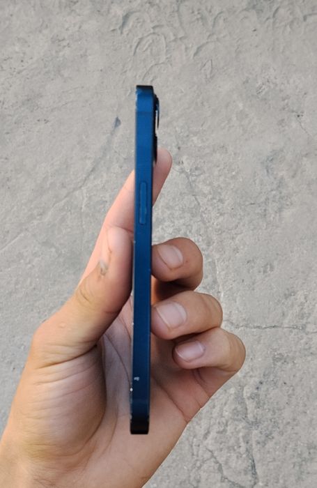 iPhone 13 holati yaxshi