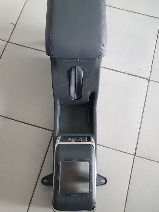 Damas Подлакодник (бар)