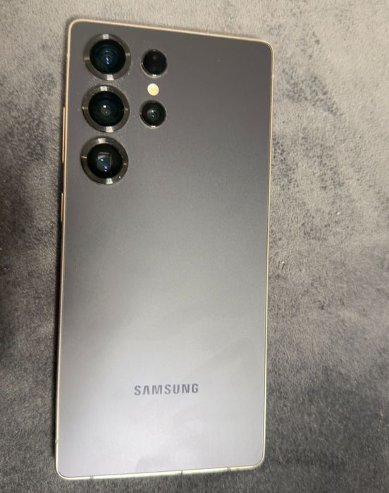 Samsung S25 Ultra