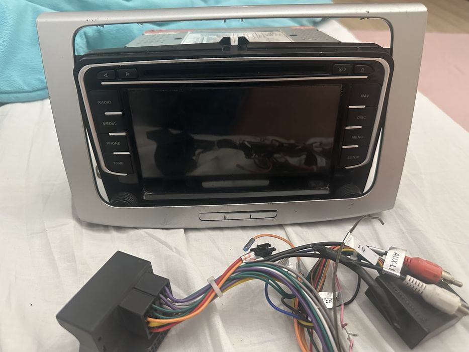 Navigatie WV passat b6 b7 skoda octavia 2