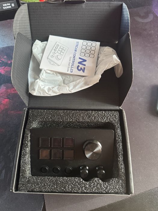 Стрийм контролер / Stream Deck / N3 / Като нов!