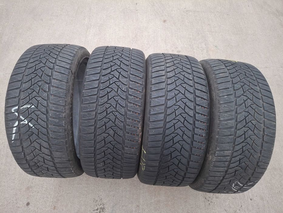 4бр. зимни гуми 225/40/18 Dunlop