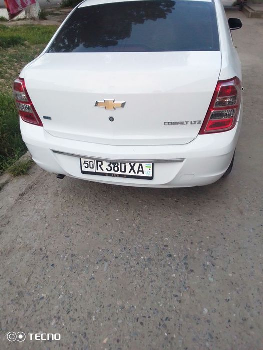 Mashina sotiladi xolati yaxshi oʻzimni nomimda