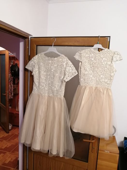 Se vinde set rochii mama fiica