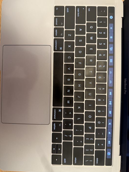 Macbook pro 2017 13” touchbar