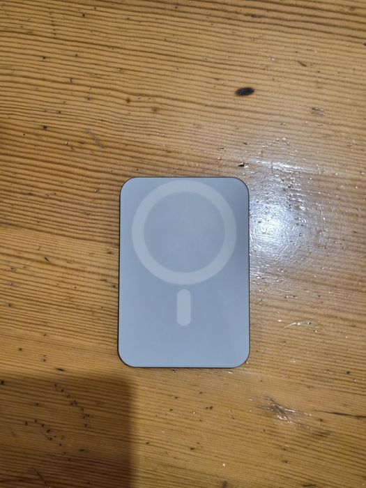 Продам Pitaka 5000 мАч Power Bank