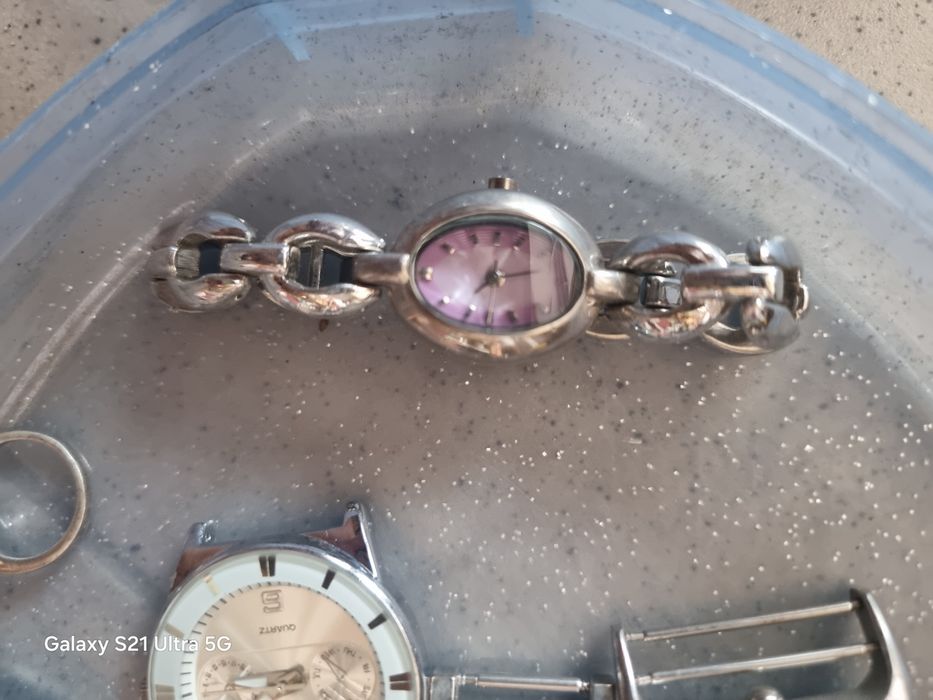 Ceasuri diferite marci