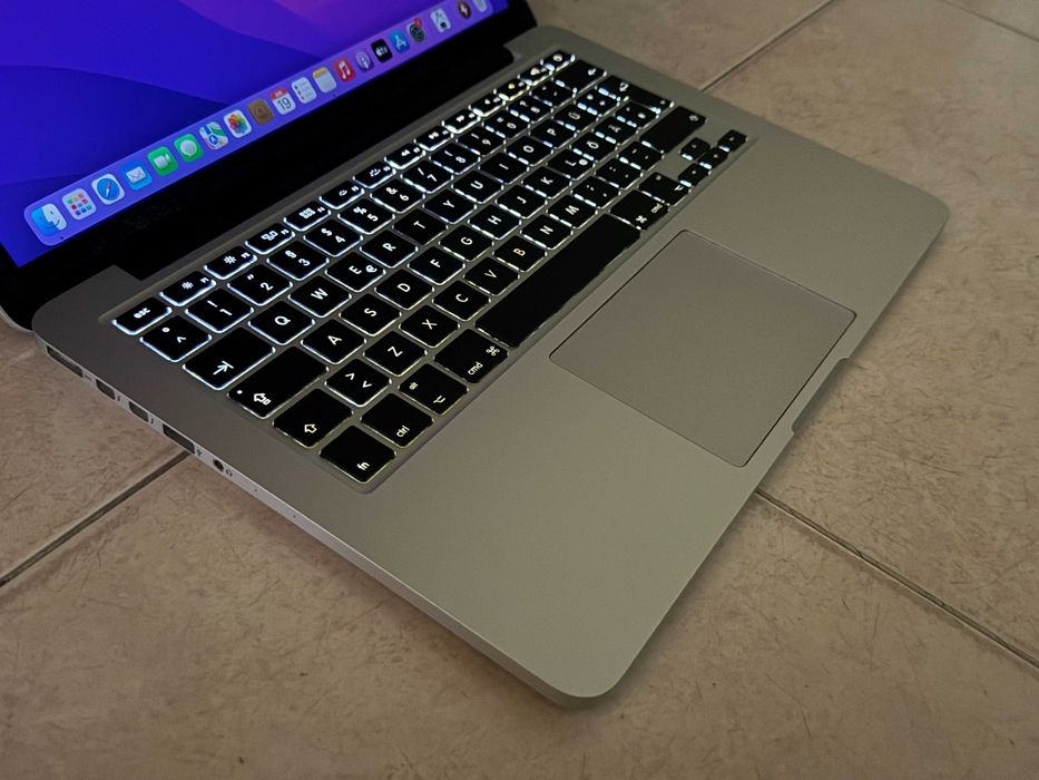13.3' Retina Apple MacBook Pro 2015 Core i5 8GB RAM/128GB SSD/Бат 6ч