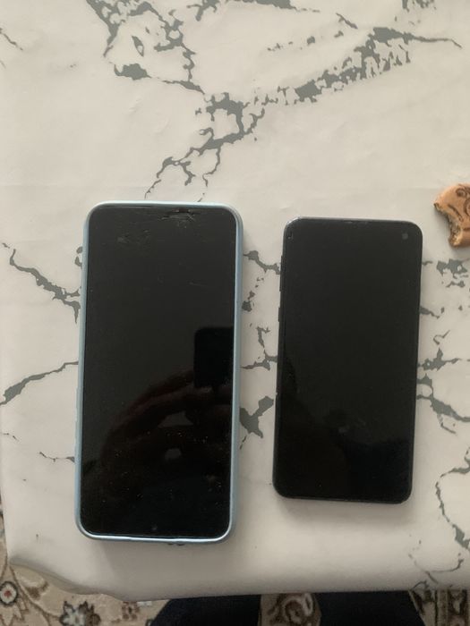 Продам самсунг 10с