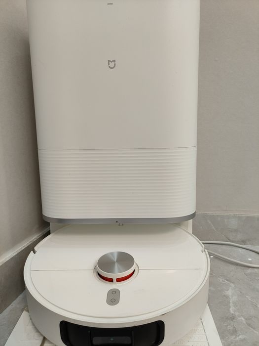 Робот-пылесос Xiaomi.         Xiaomi Robot Vacuum M30S