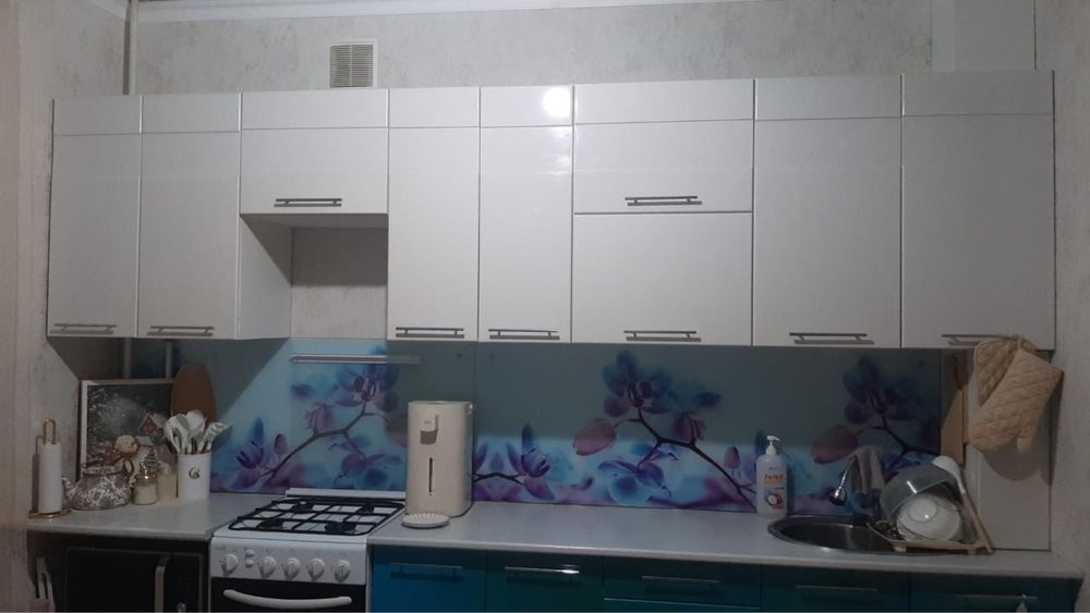 Шкафы кухонные навесные