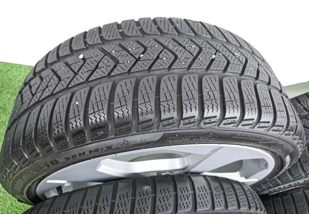 Оригинални джанти със зимни гуми 18" AUDI А3/S3, VW, Skoda, SEAT