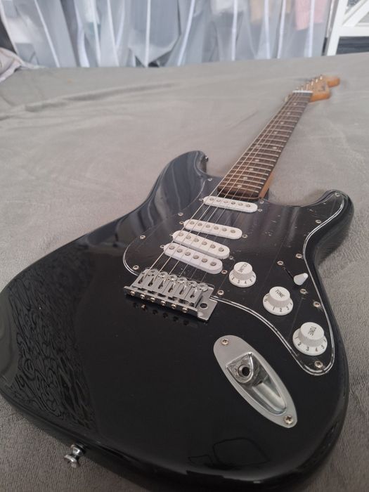 Продам стратокастер 4 сингла