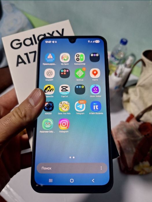 Samsung a17 8 256 xotira yangi