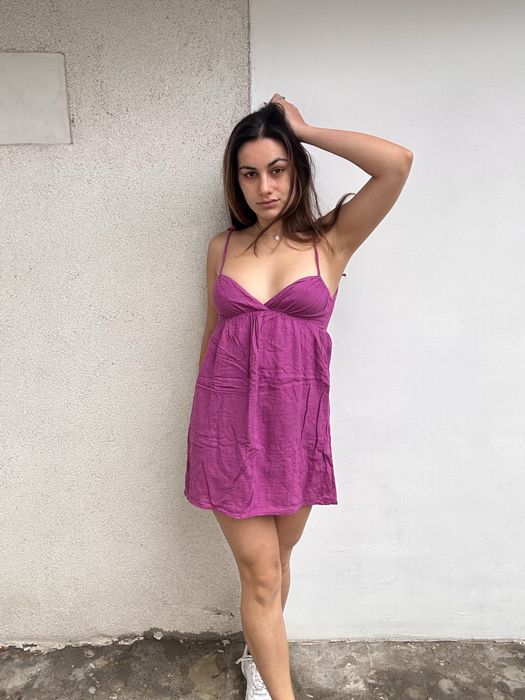 Цикламена рокля PULL&BEAR