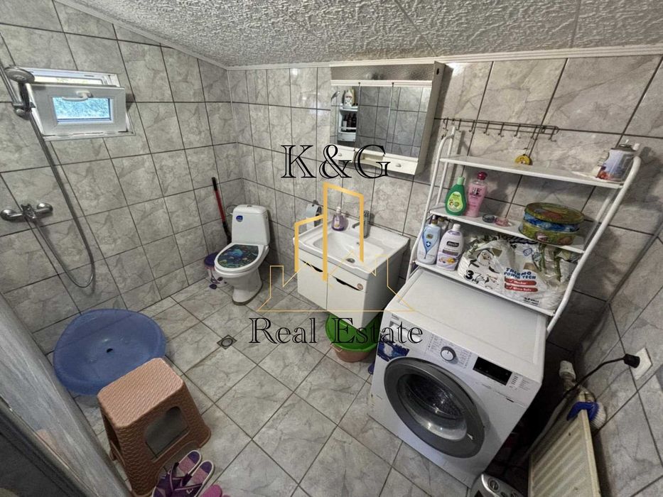 Продава се Къща в с. Осенец, Област Разград - 75 кв.м за 782 €/кв.м - Снимка #5