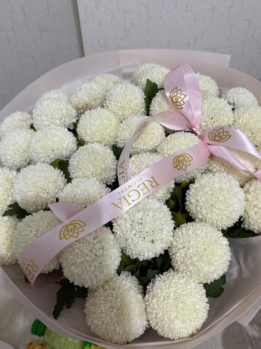 продам белоснежные цветы Momoko