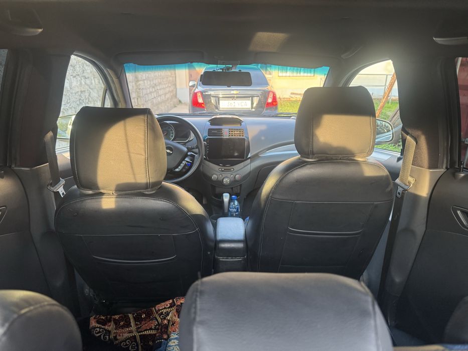 Продам свой Спарк 2020 года выпуска,состояние отличное родной окрас