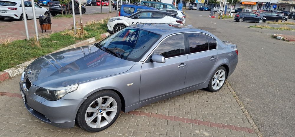 BMW E60 520i   2004