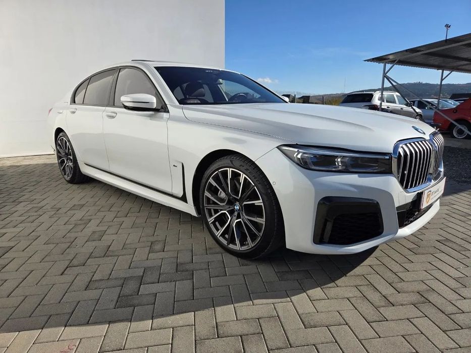 BMW Seria 7 Bmw 750i xDrive M-Packet 530 CP Automat