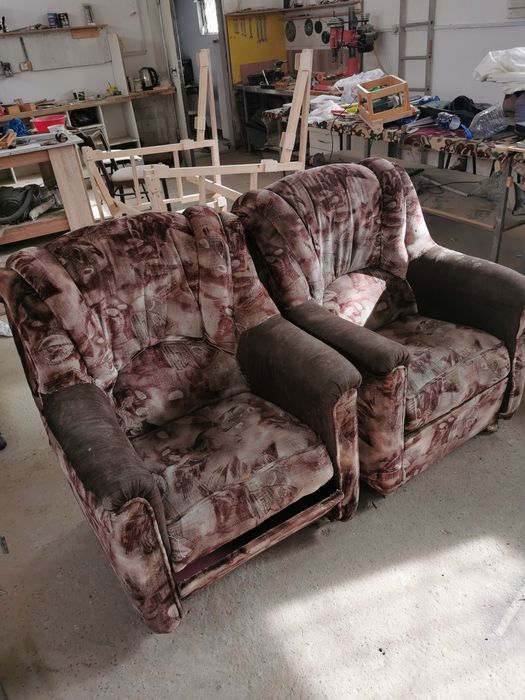 Отдам кресла 2 штуки.