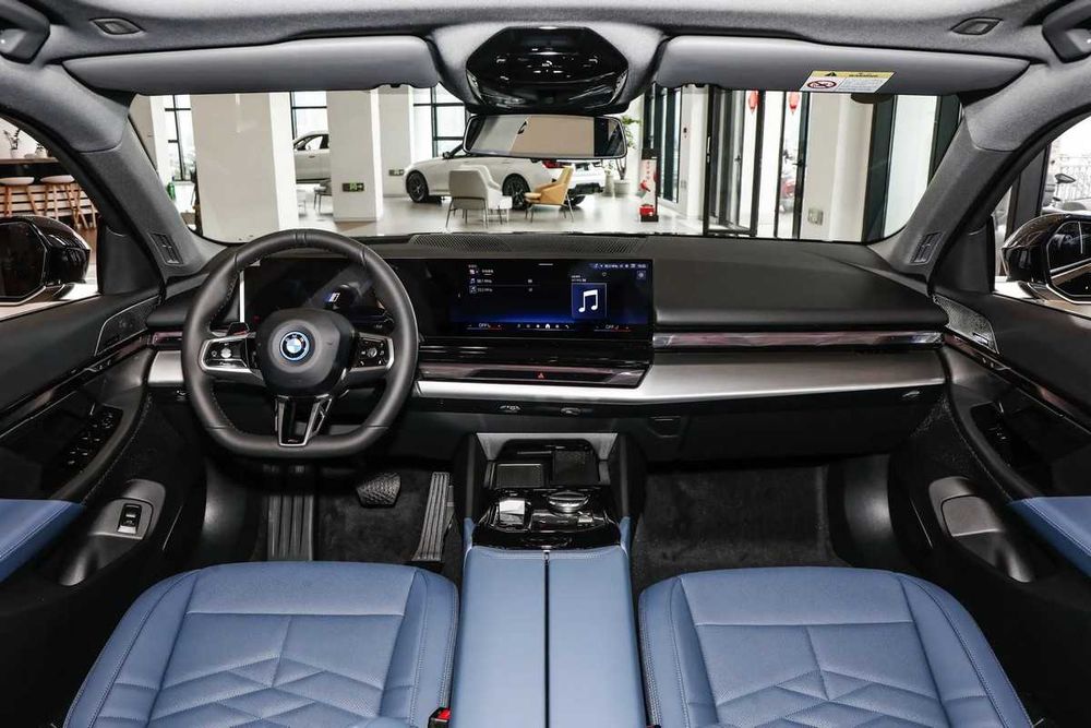 BMW I5 50L sport naqd va halol nasiyaga