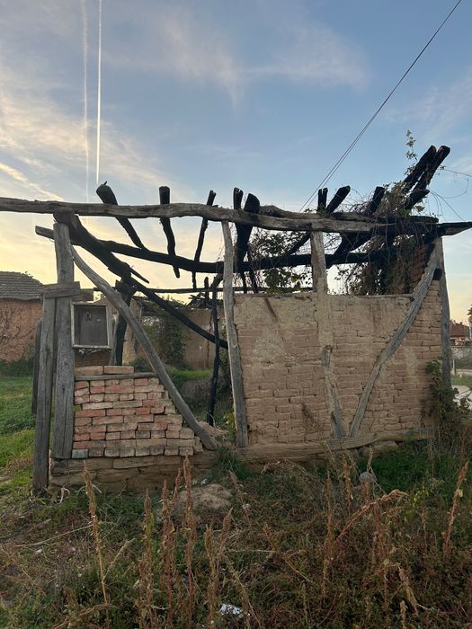 Продава се Къща в с. Торос, Област Ловеч - 598 кв.м за 22 €/кв.м - Снимка #2