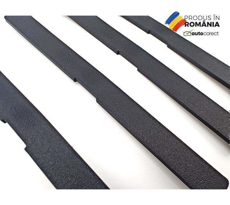 Set 4 Capace plafon Opel Astra H/GTC/Zafira B Negru