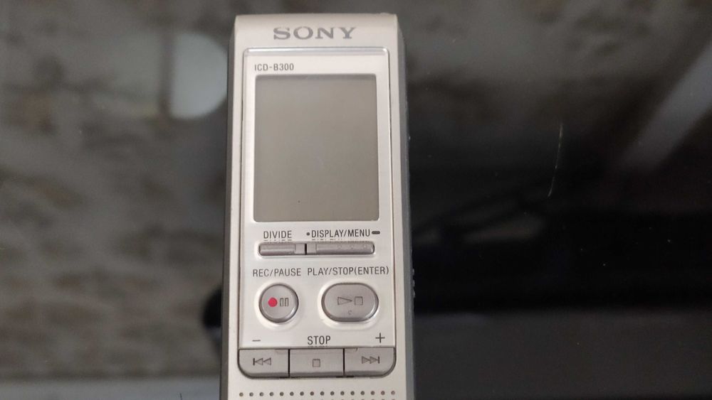 Sony ICD-B300 цифровой диктофон